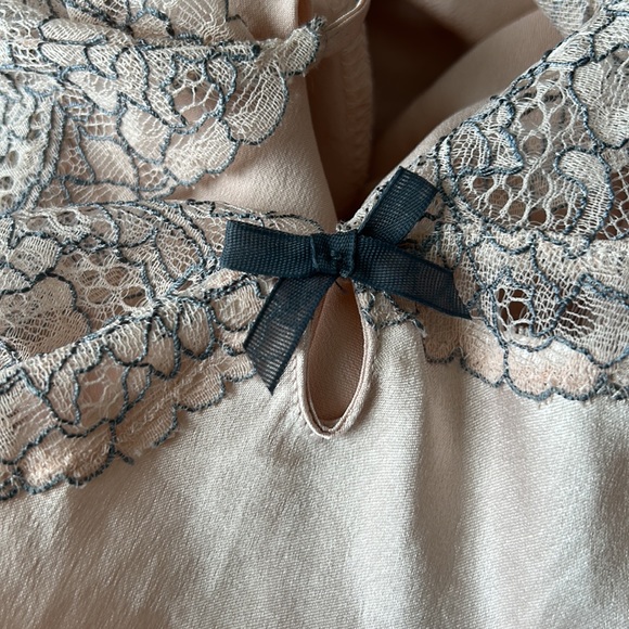 Victoria’s Secret Lace Top Satin Slip - Picture 7 of 9